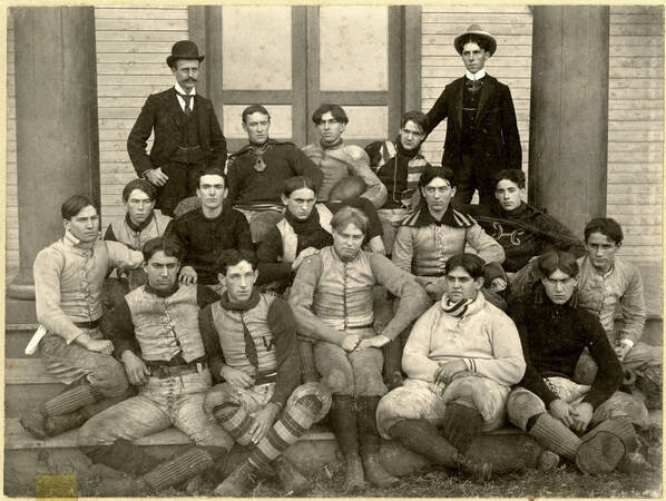 1898 Hanover College Football Team miniatura